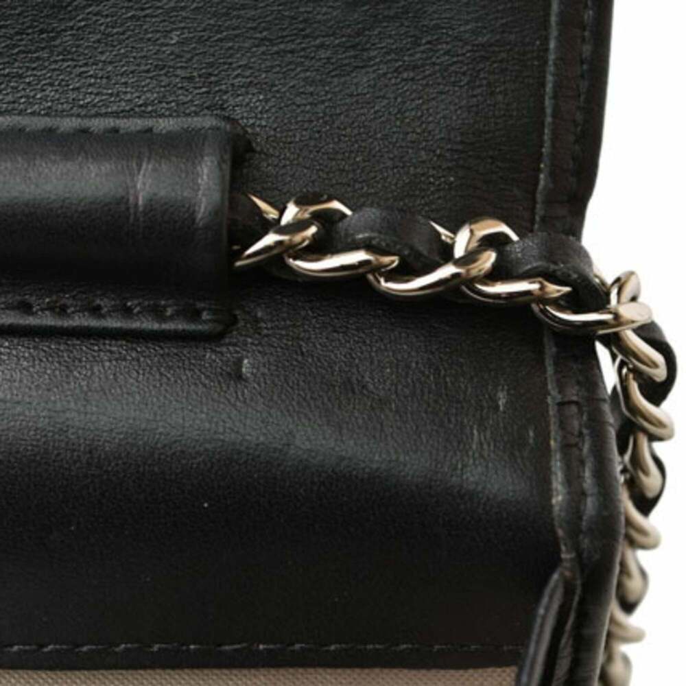 CHANEL Black Wallet - Picture 12 of 16